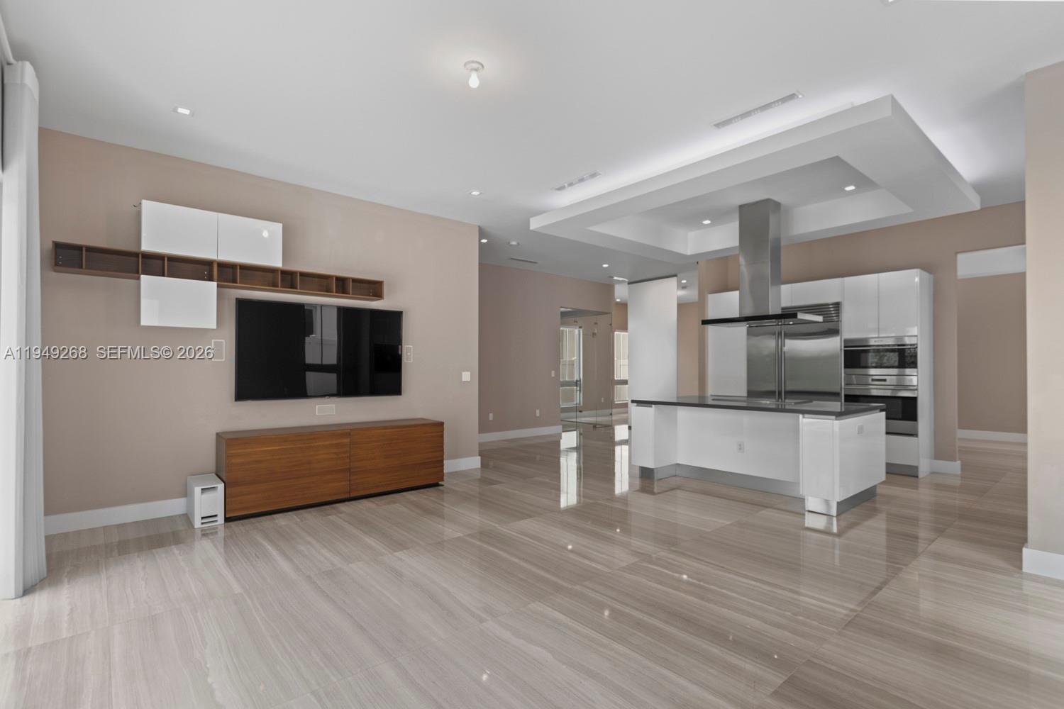 8415 NW 34th Dr Doral, FL 33122