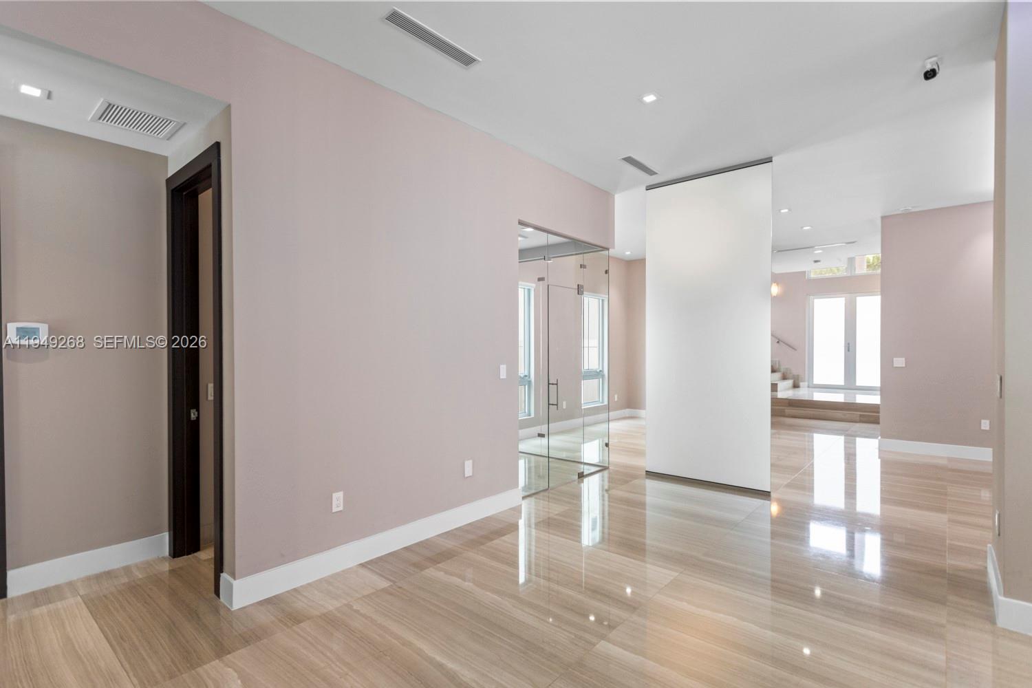 8415 NW 34th Dr Doral, FL 33122