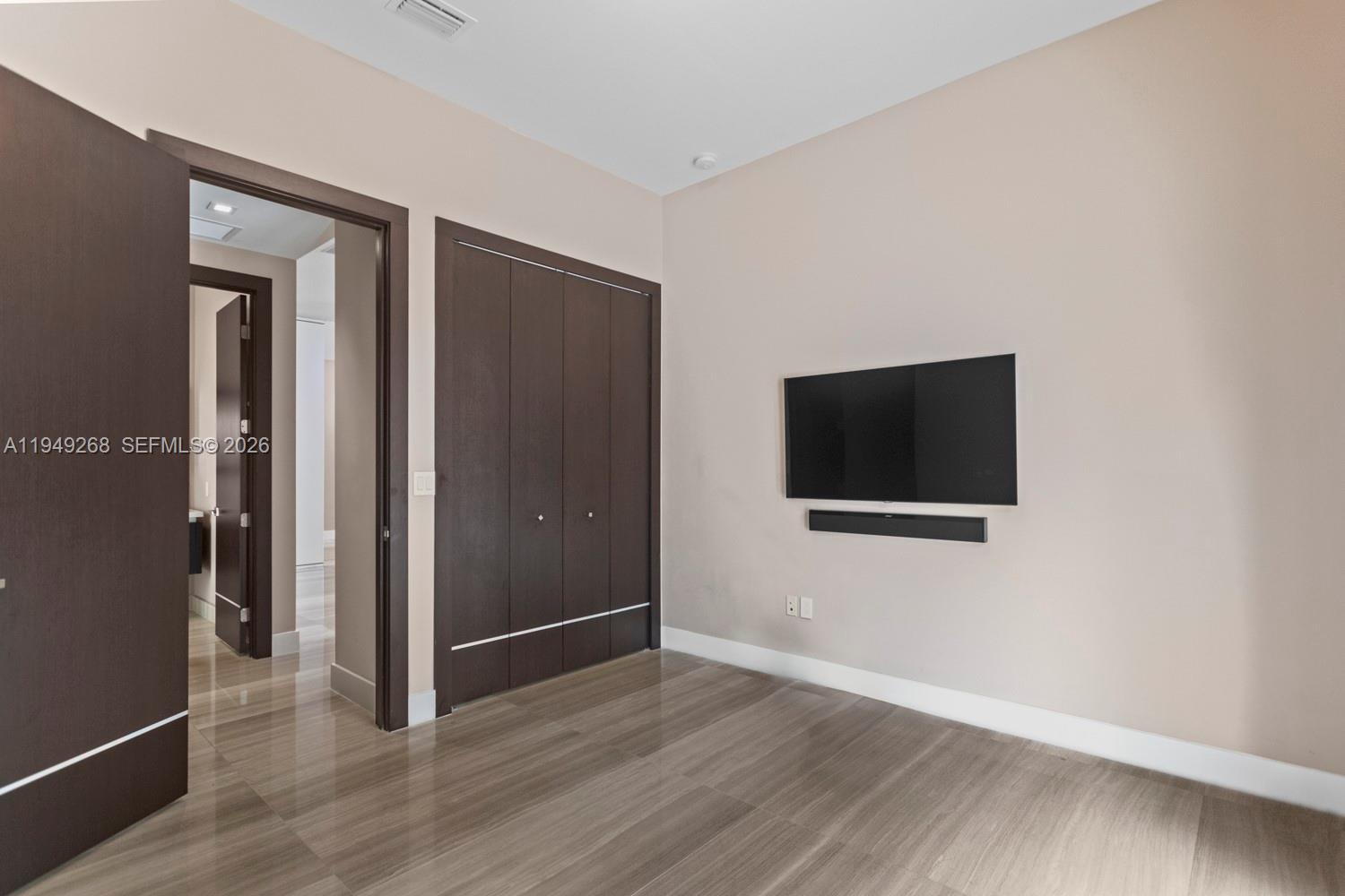 8415 NW 34th Dr Doral, FL 33122