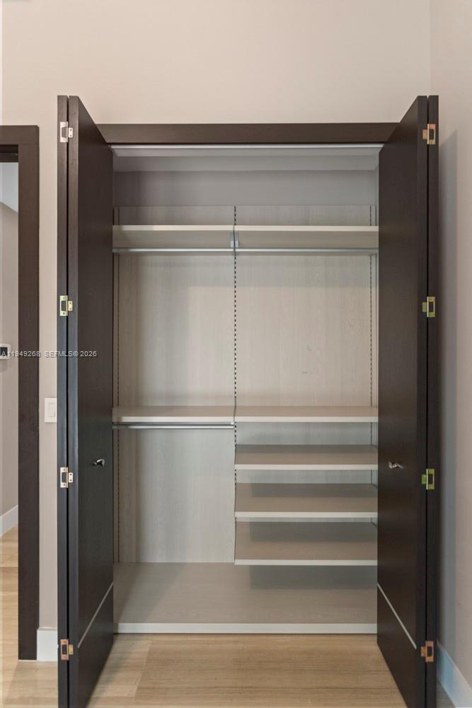 8415 NW 34th Dr Doral, FL 33122