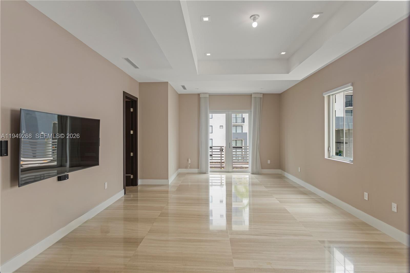 8415 NW 34th Dr Doral, FL 33122