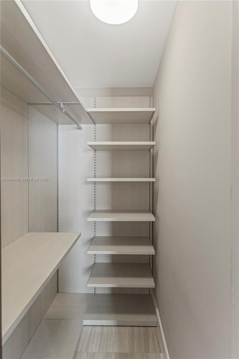 8415 NW 34th Dr Doral, FL 33122