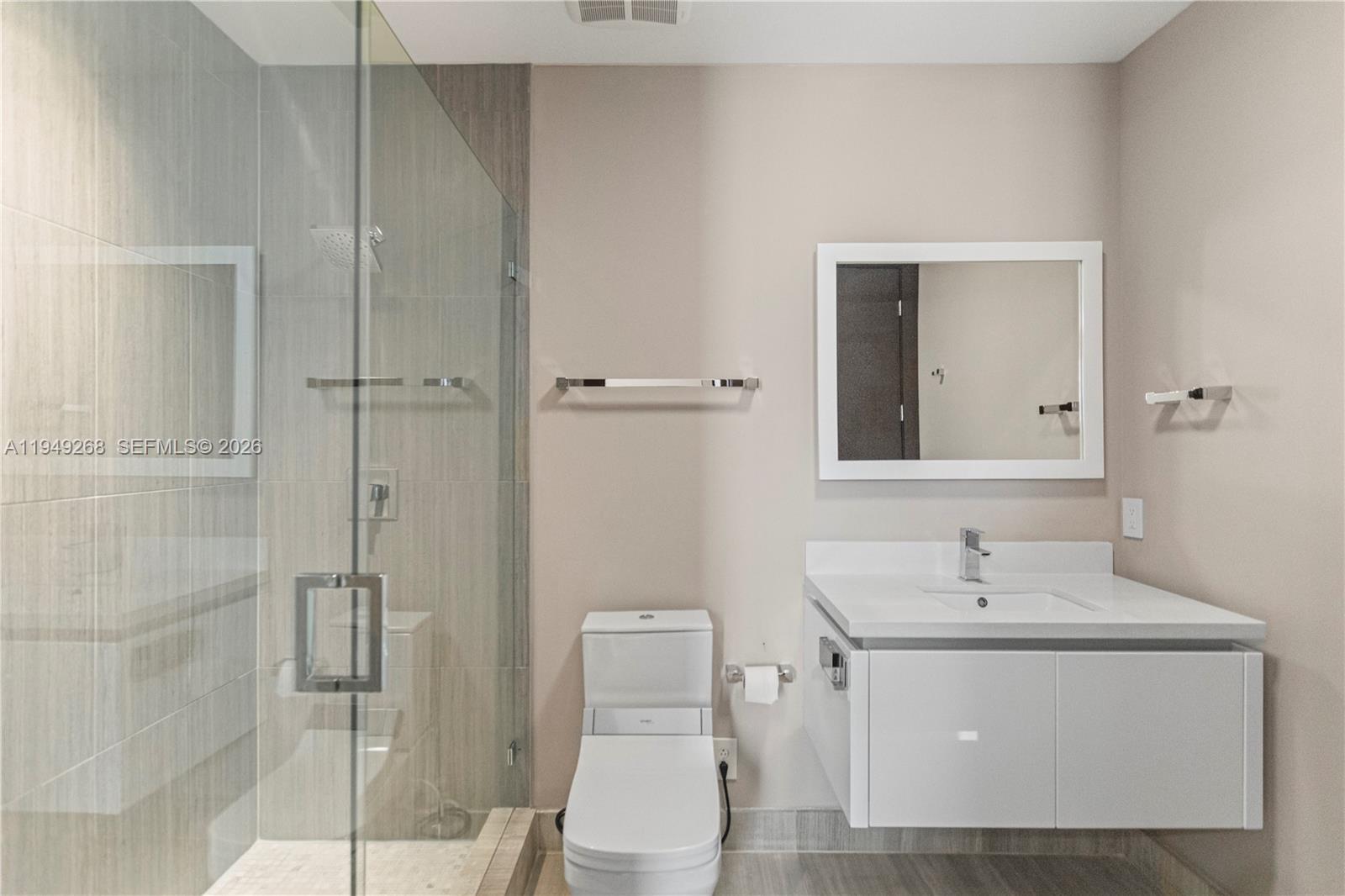 8415 NW 34th Dr Doral, FL 33122