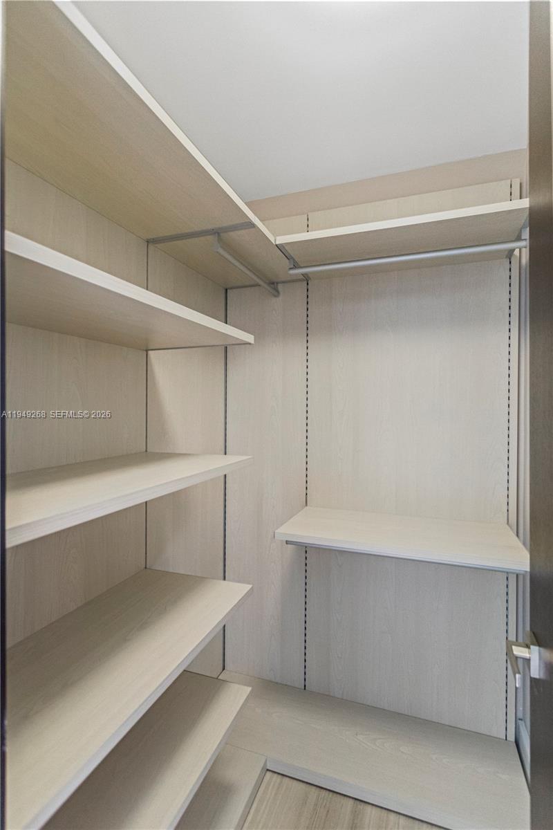 8415 NW 34th Dr Doral, FL 33122