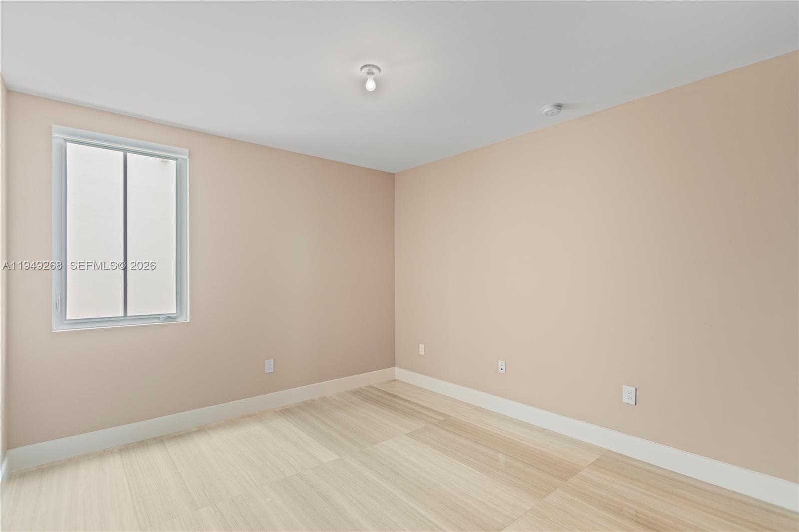 8415 NW 34th Dr Doral, FL 33122