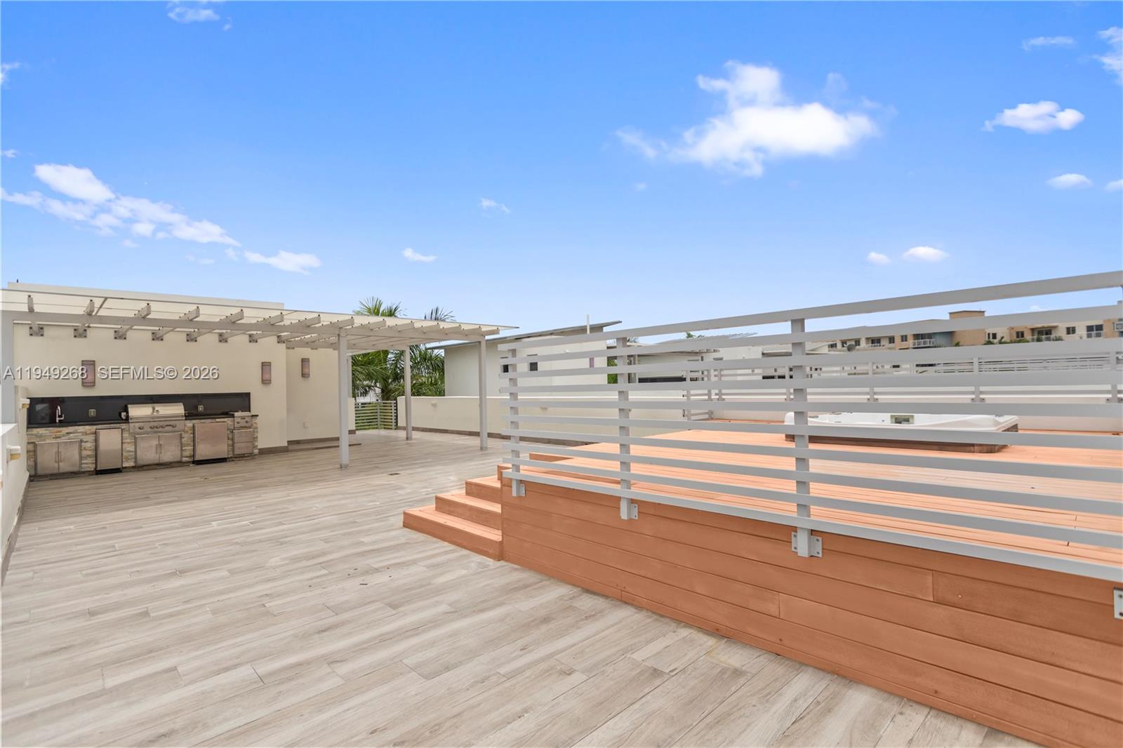 8415 NW 34th Dr Doral, FL 33122