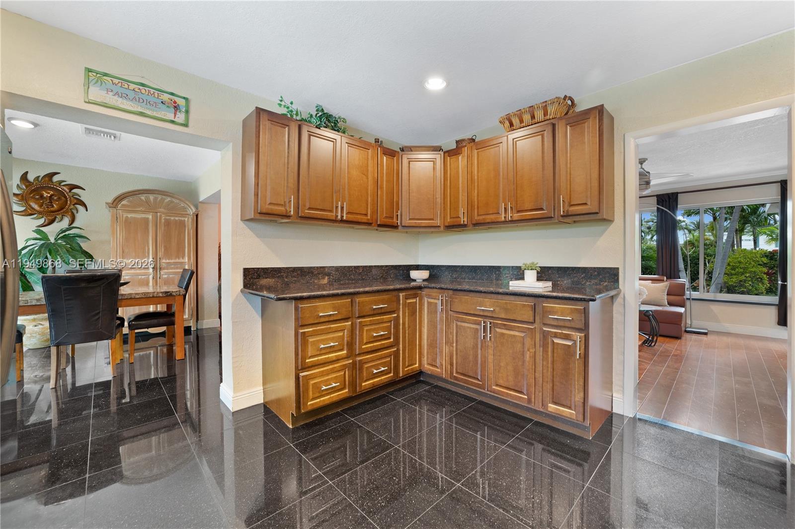 1155 S Biscayne Pt Rd Miami Beach, FL 33141