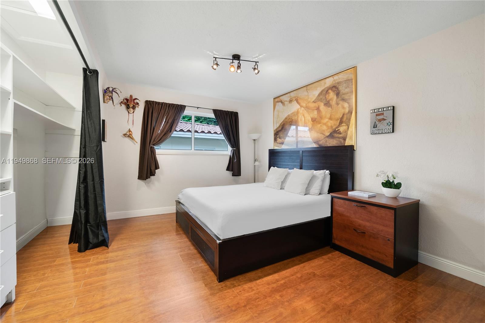 1155 S Biscayne Pt Rd Miami Beach, FL 33141