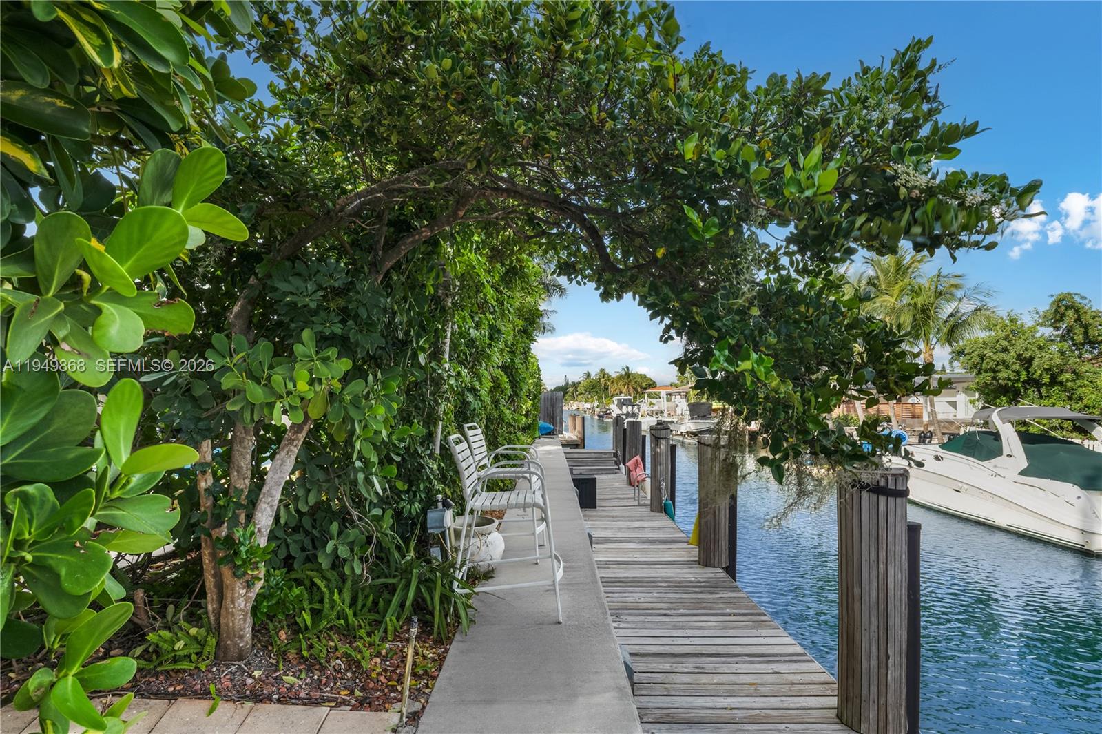 1155 S Biscayne Pt Rd Miami Beach, FL 33141