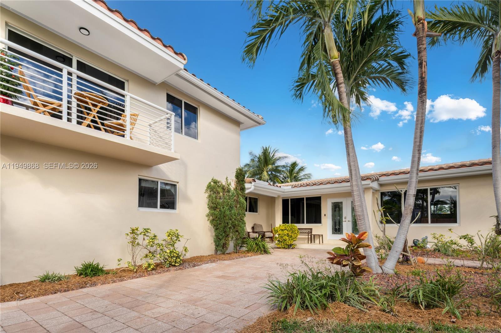 1155 S Biscayne Pt Rd Miami Beach, FL 33141