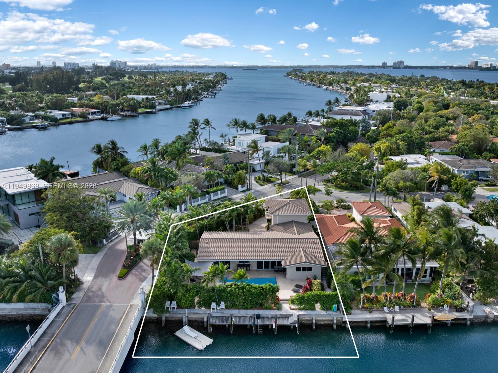 1155 S Biscayne Pt Rd Miami Beach, FL 33141