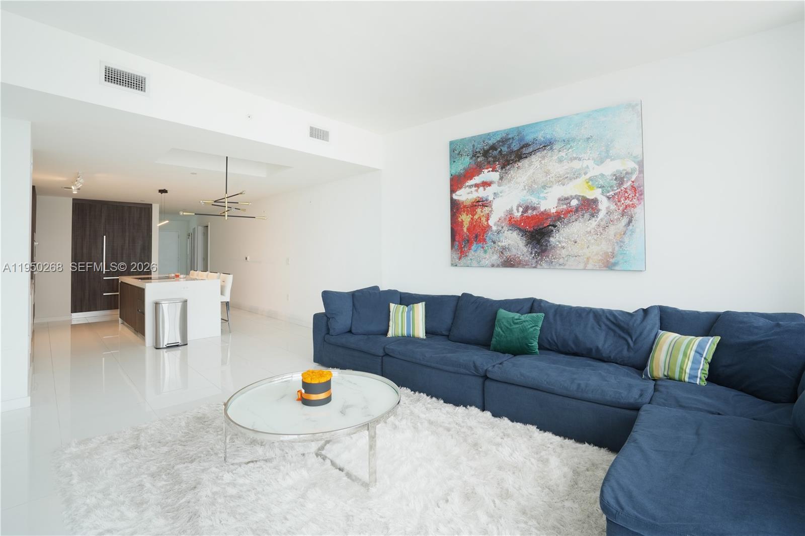 851 NE 1st Ave #2101 Miami, FL 33132