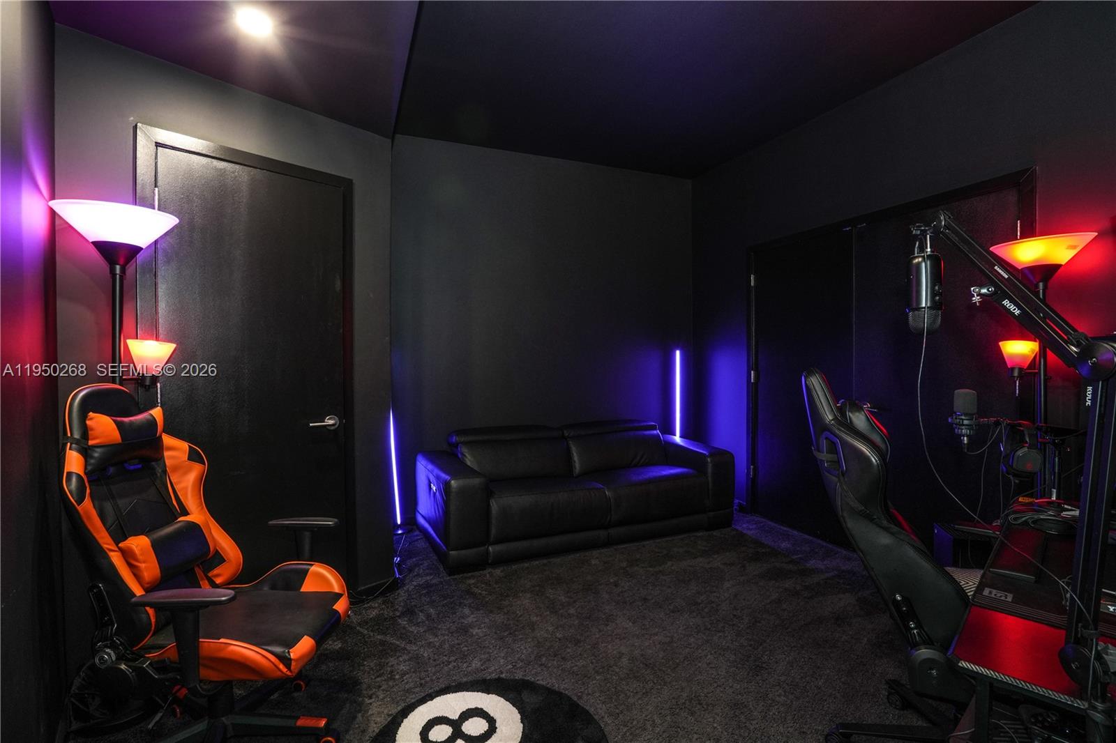 851 NE 1st Ave #2101 Miami, FL 33132