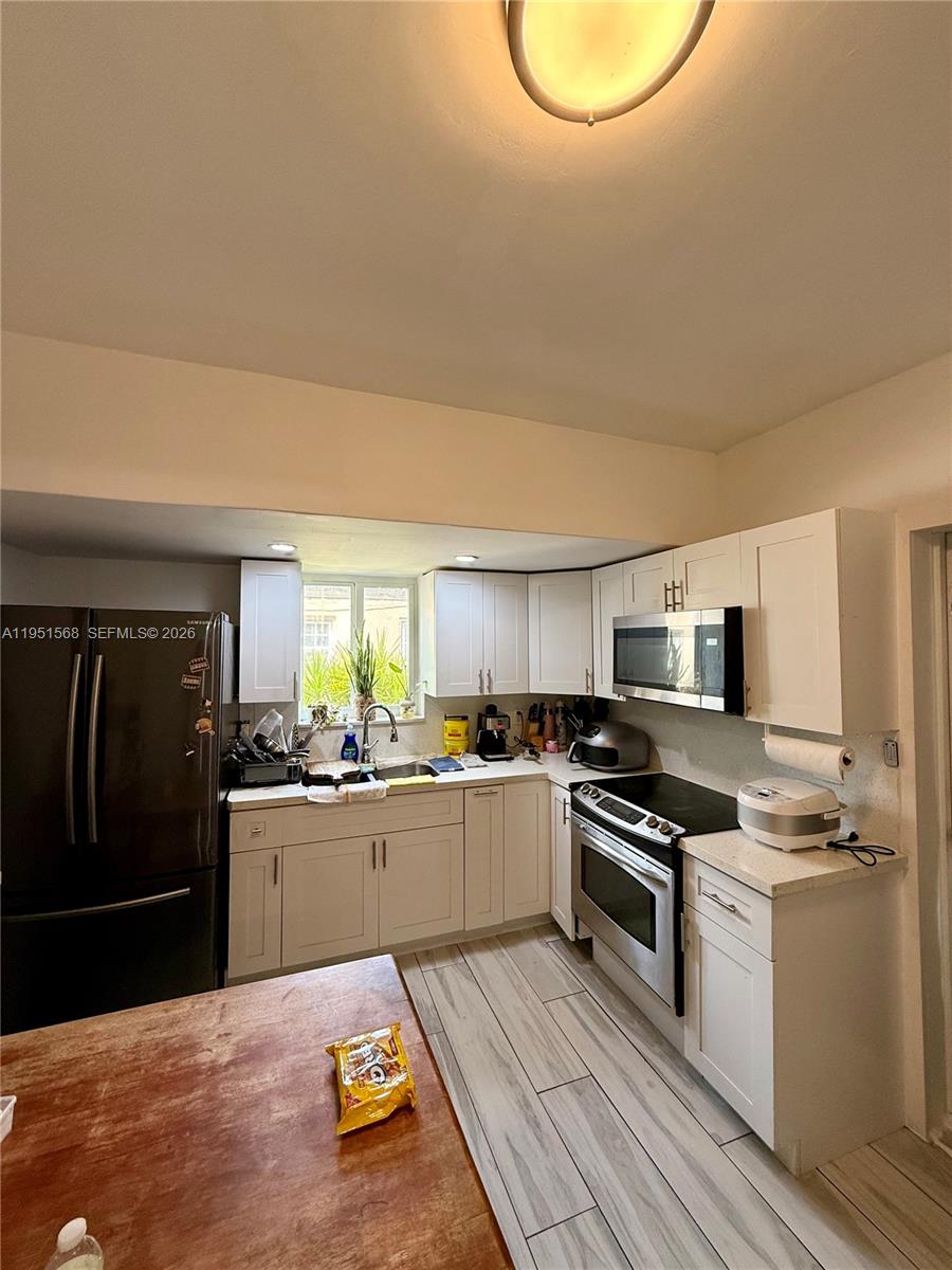 1085 NW 48th St Miami, FL 33127