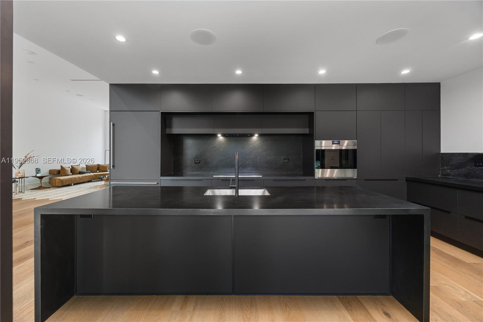 30 NE 50th St Miami, FL 33137