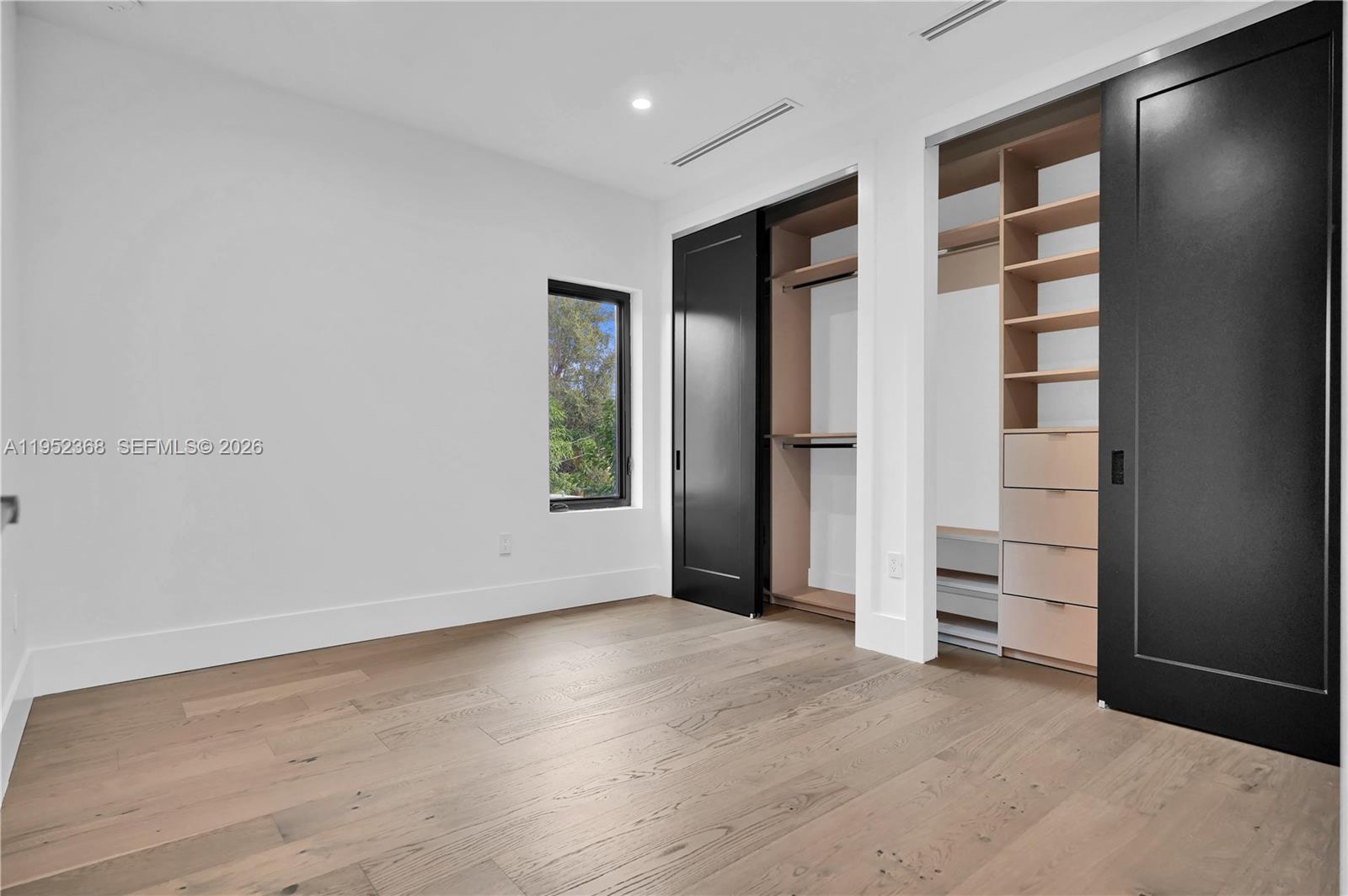 30 NE 50th St Miami, FL 33137