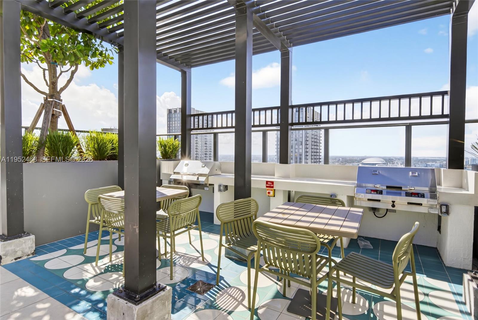 11 NE 6th St #3210 Miami, FL 33132