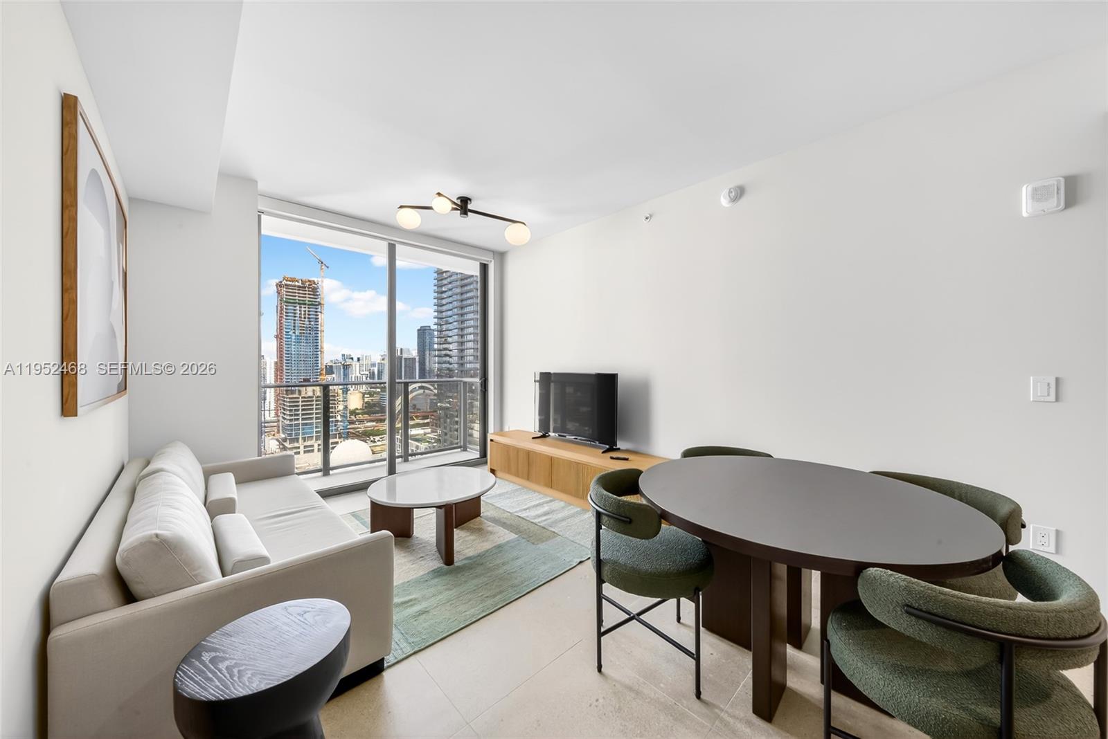 11 NE 6th St #3210 Miami, FL 33132