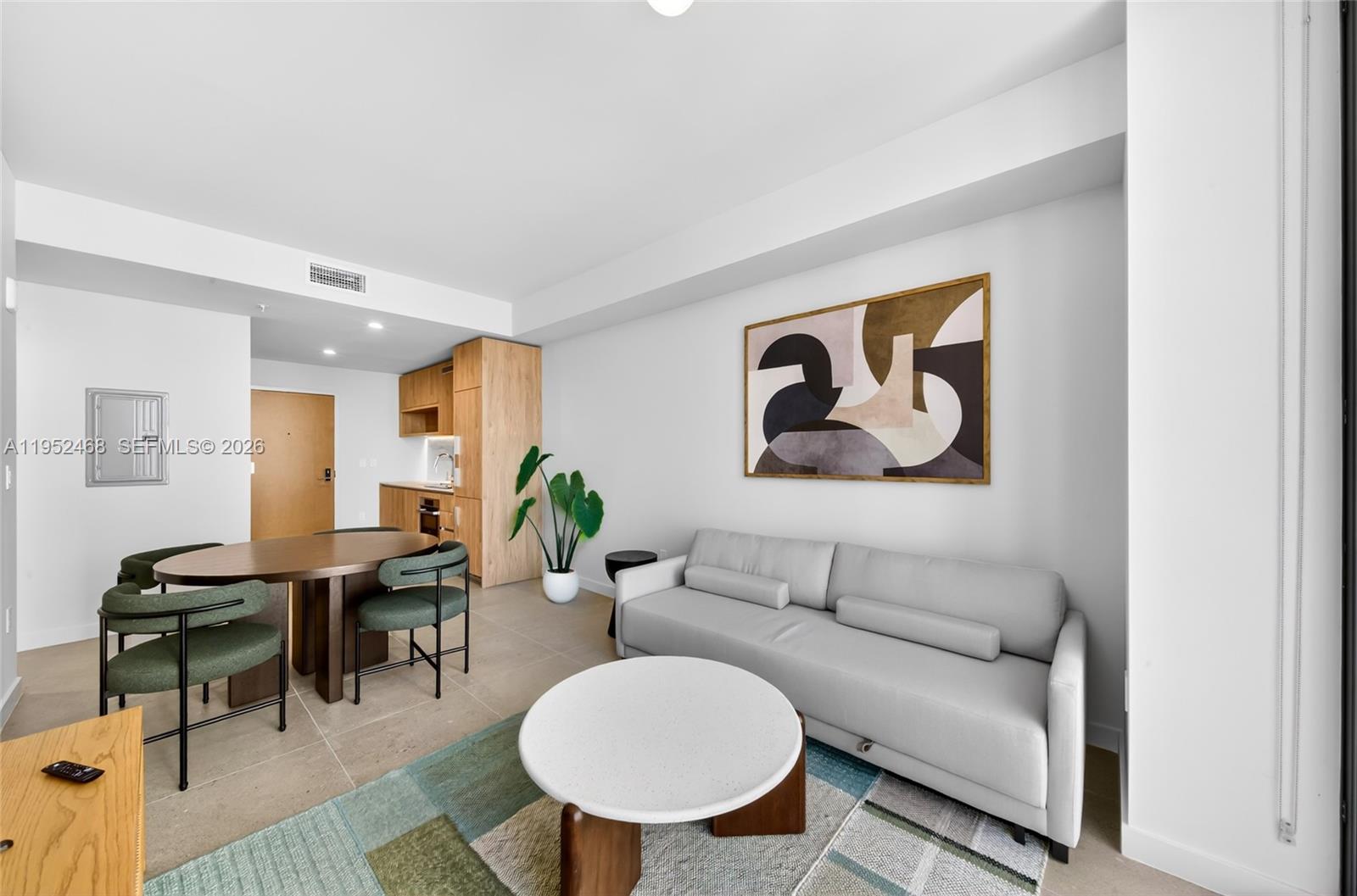 11 NE 6th St #3210 Miami, FL 33132