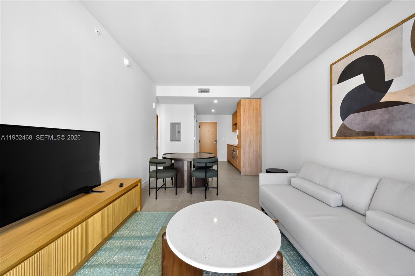 11 NE 6th St #3210 Miami, FL 33132