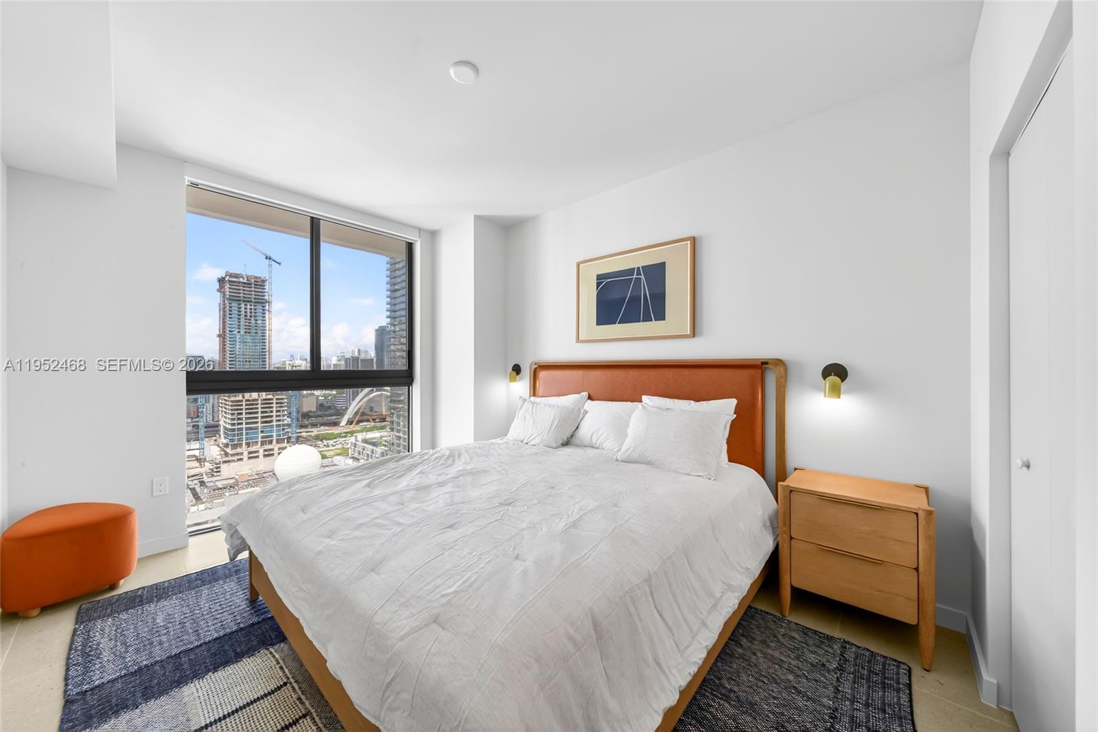 11 NE 6th St #3210 Miami, FL 33132