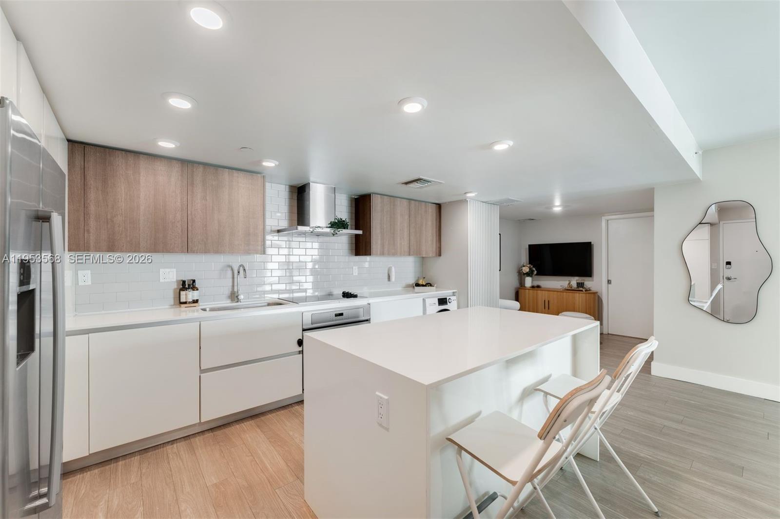 1025 92nd St #503 Bay Harbor Islands, FL 33154