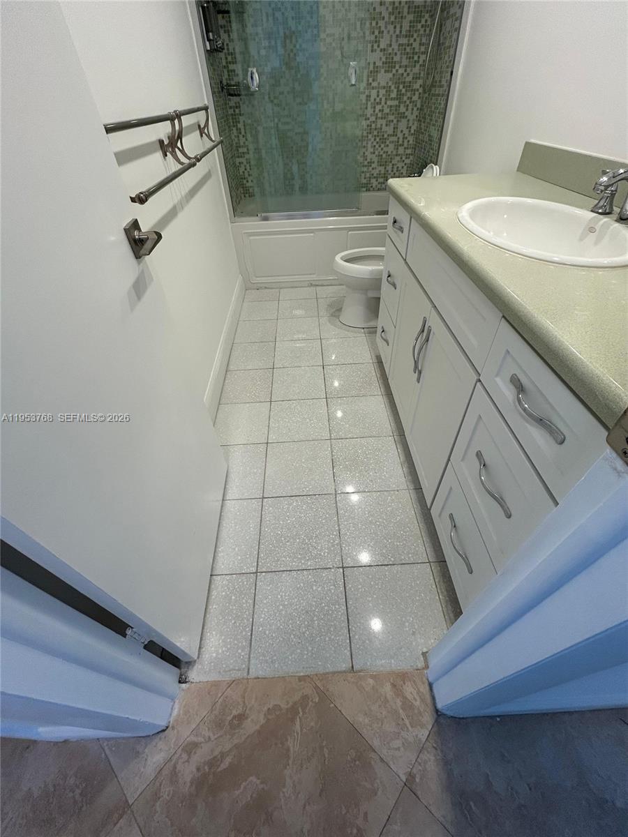 image Casa Del Mar Condos7