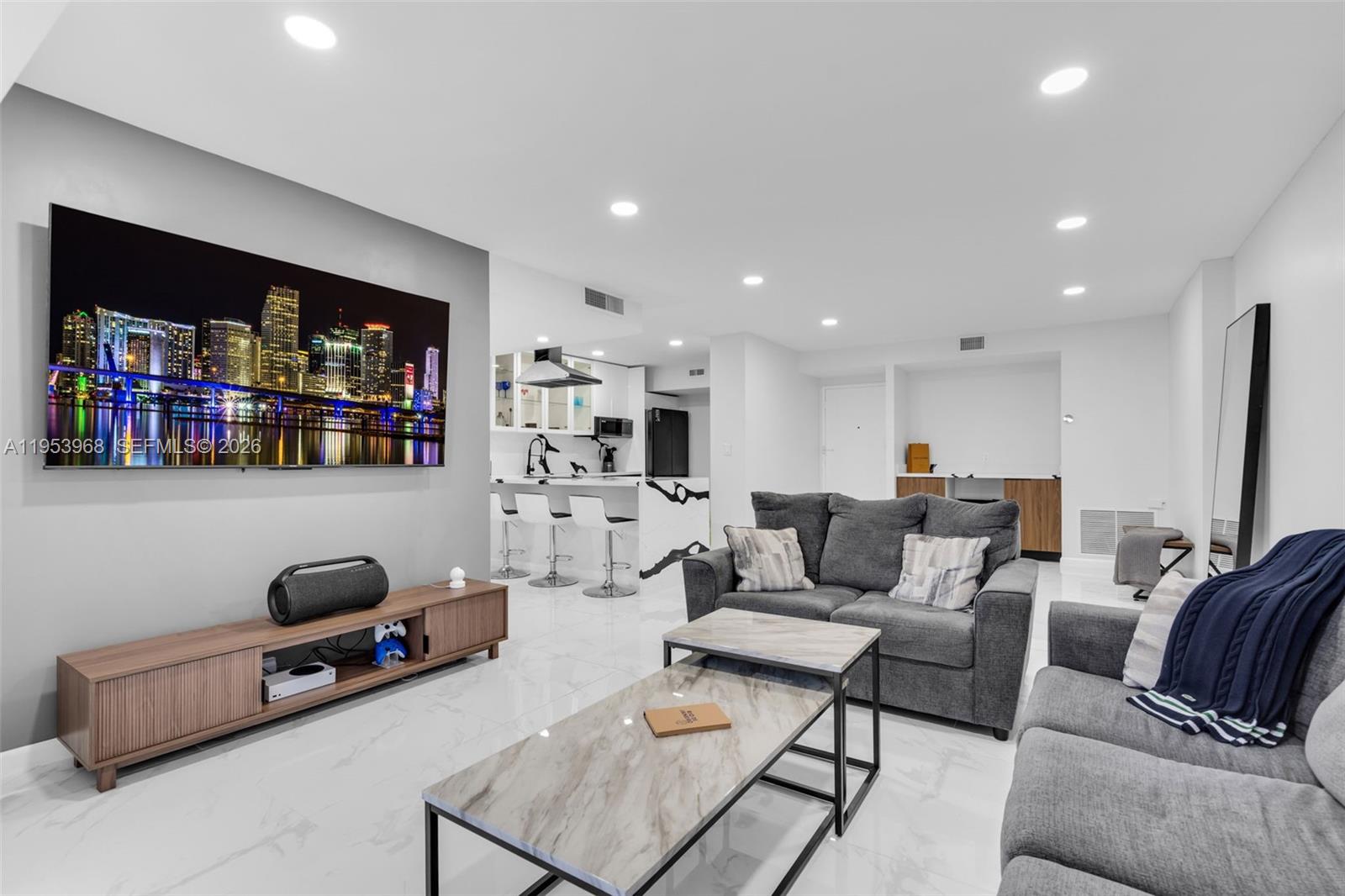 3800 Hillcrest Dr #203