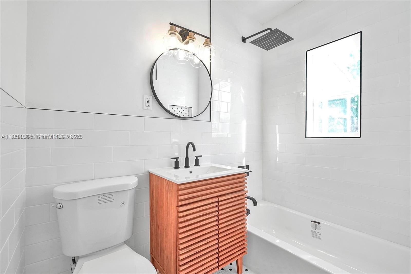 9173 Byron Ave Surfside, FL 33154