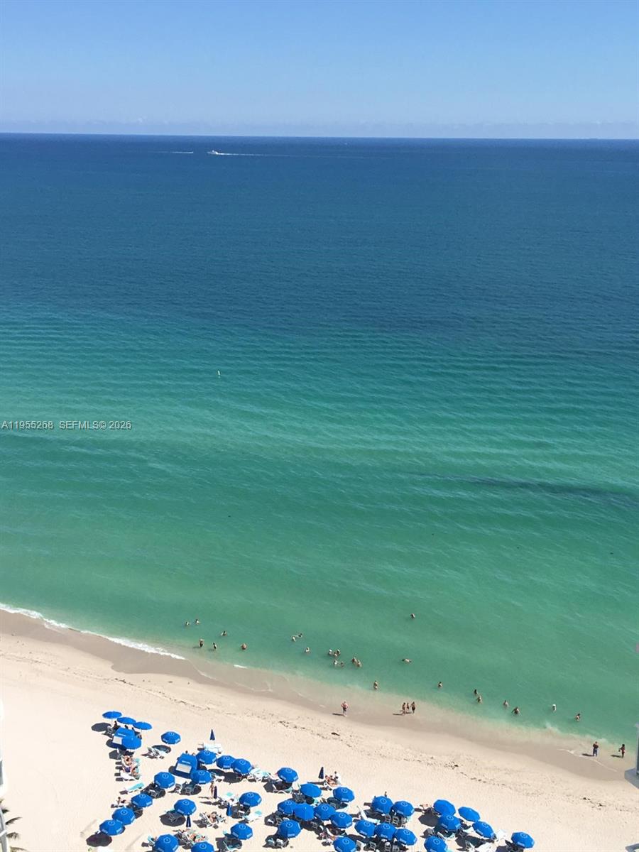 18671 Collins Ave #2304