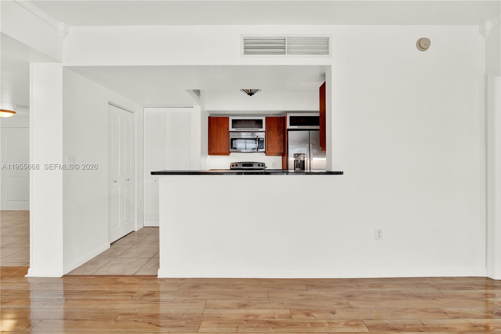 7350 SW 89th St #1402S Miami, FL 33156