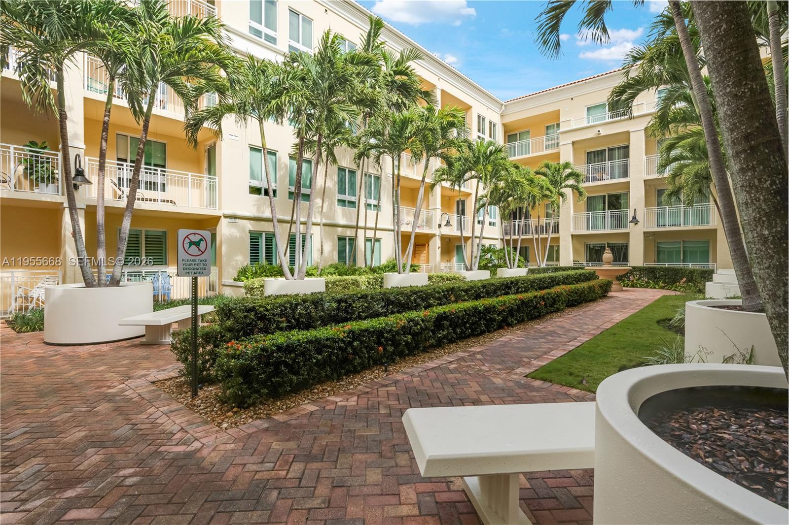 7350 SW 89th St #1402S Miami, FL 33156