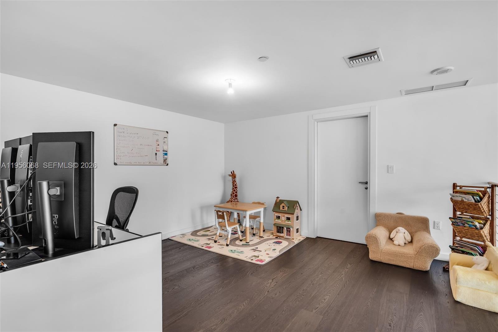 image Epic West Condo16