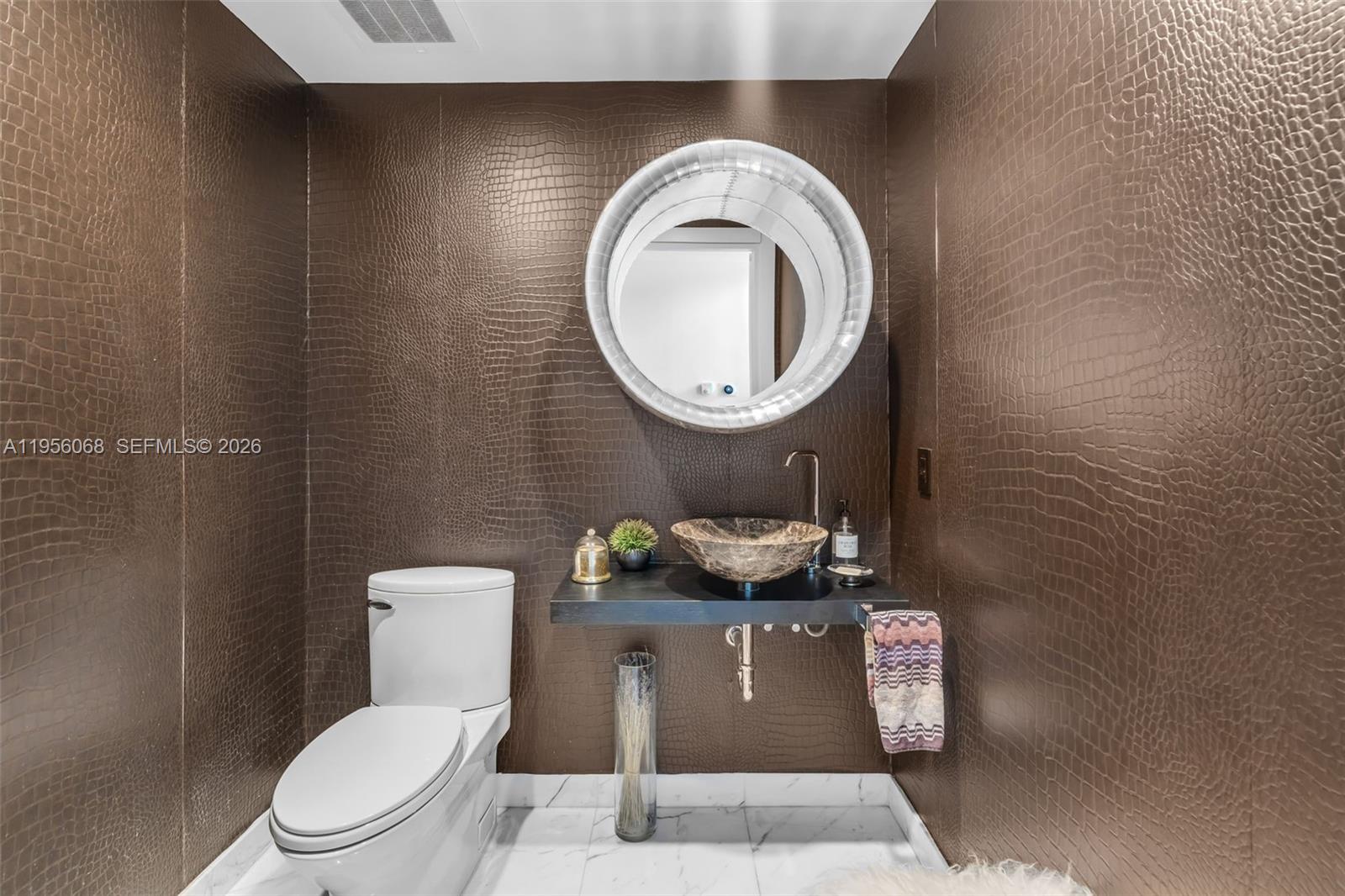 image Epic West Condo19