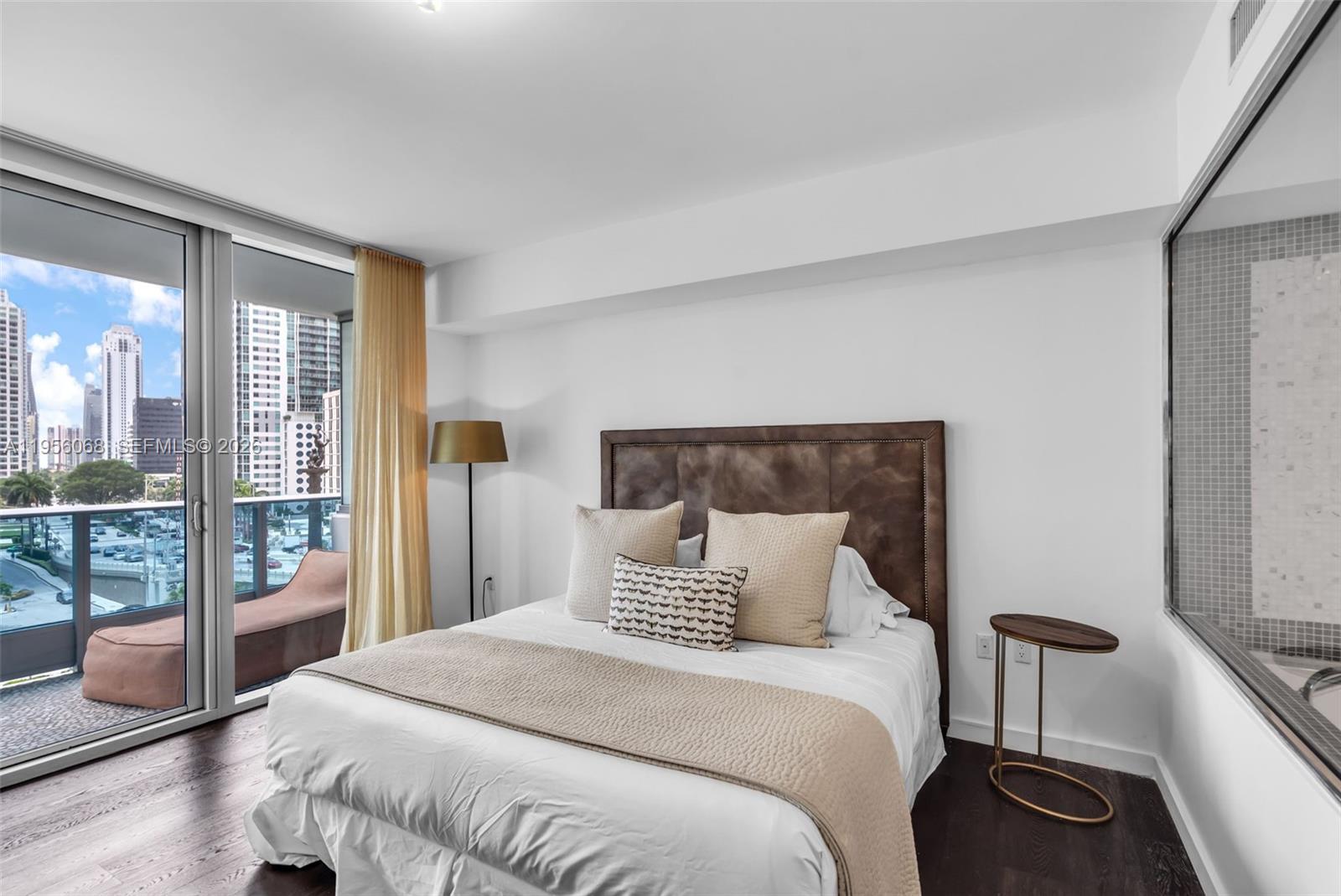 image Epic West Condo23