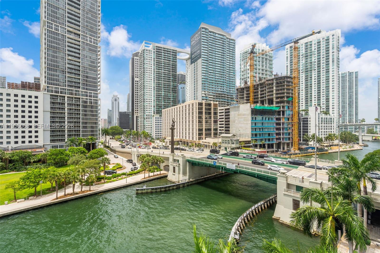 image Epic West Condo3