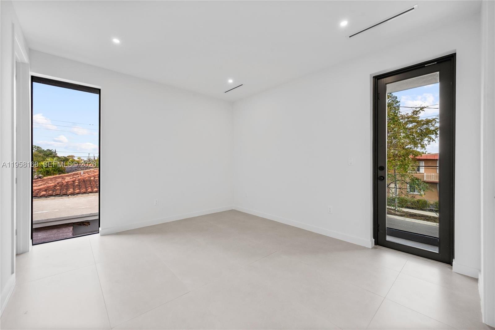 2982 SW 2nd St Miami, FL 33135