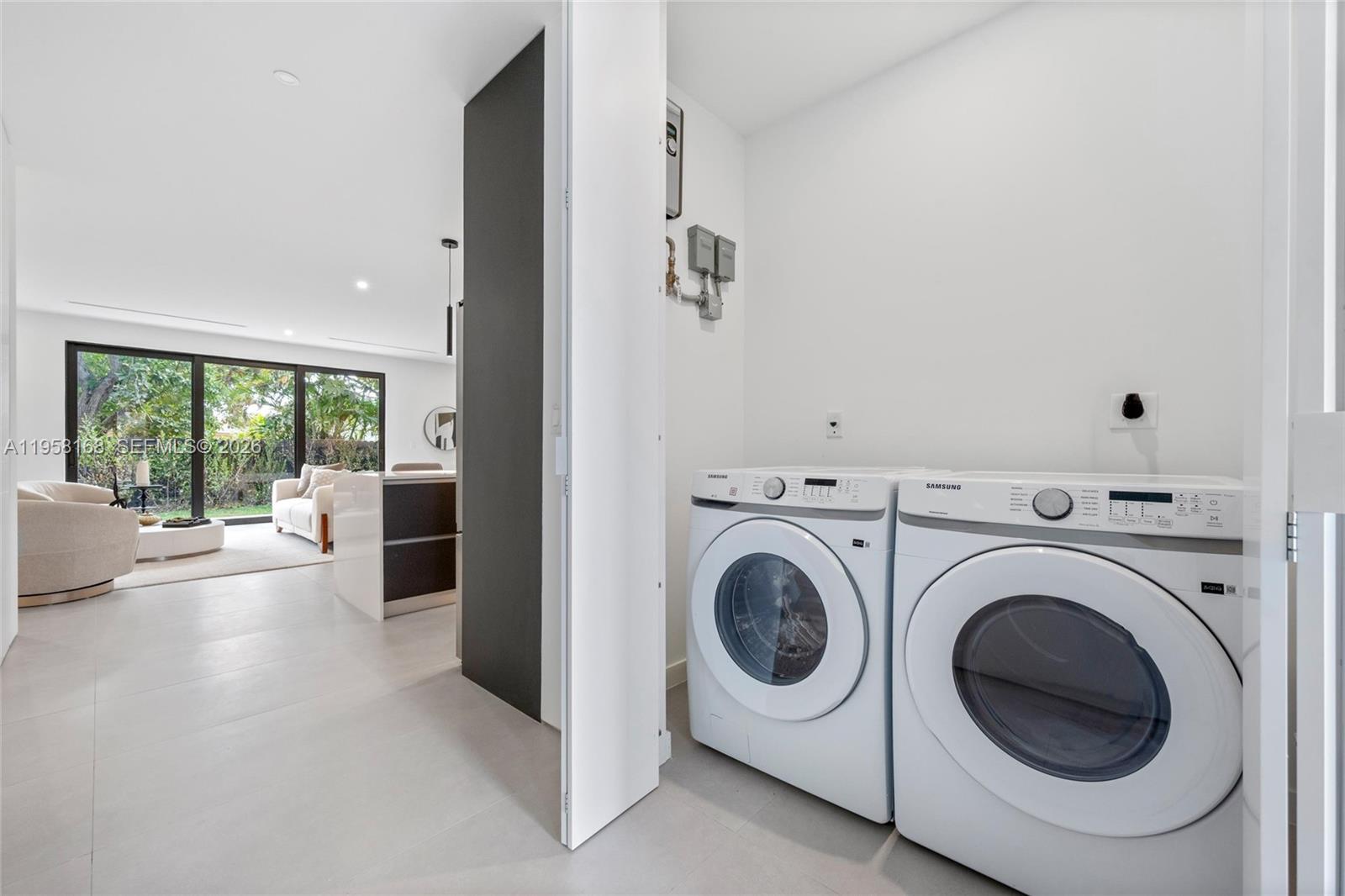 2982 SW 2nd St Miami, FL 33135