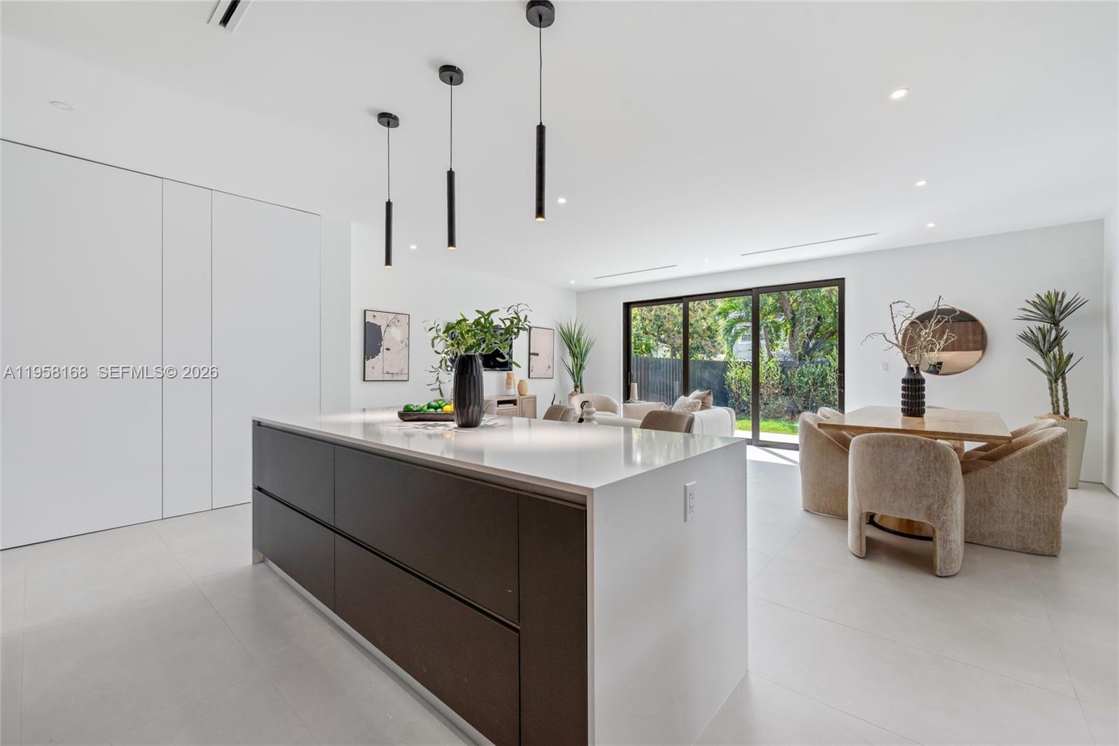 2982 SW 2nd St Miami, FL 33135