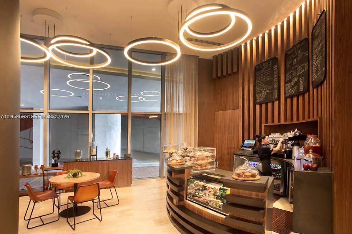 4111 S Ocean Dr #3304 Hollywood, FL 33019