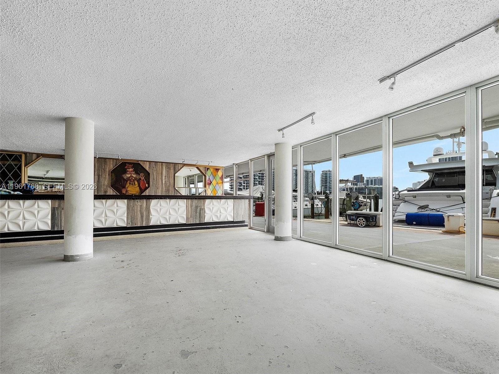 900 Bay Dr #1012 Miami Beach, FL 33141