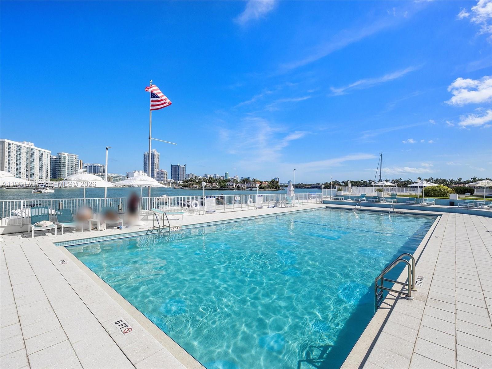 900 Bay Dr #1012 Miami Beach, FL 33141