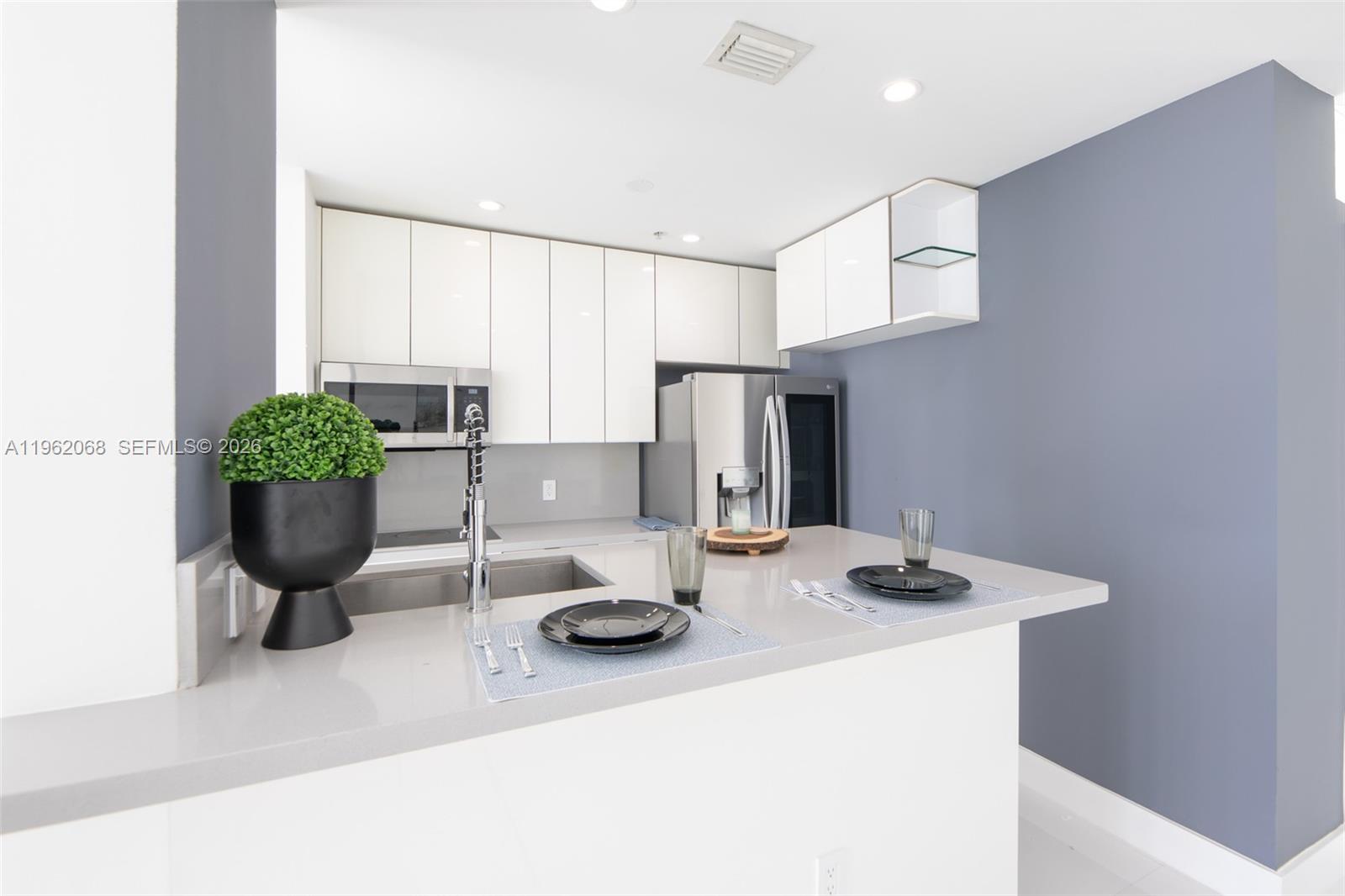 2200 NE 4th Ave #602 Miami, FL 33137