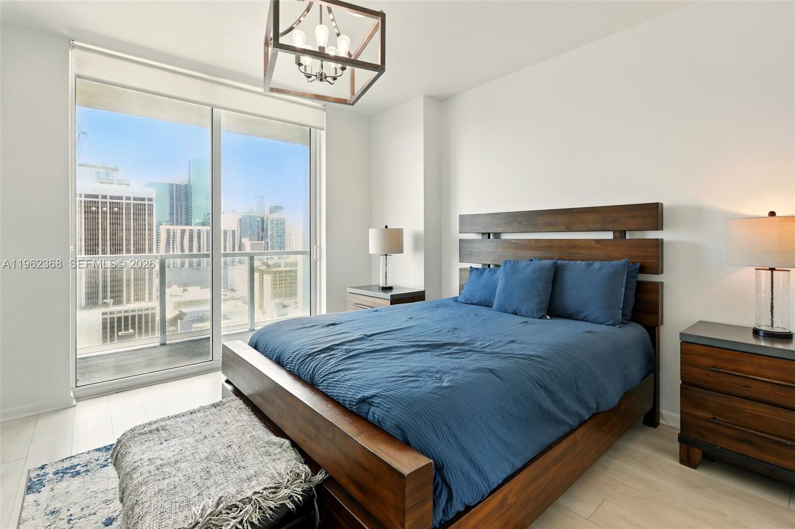 image Vizcayne North14