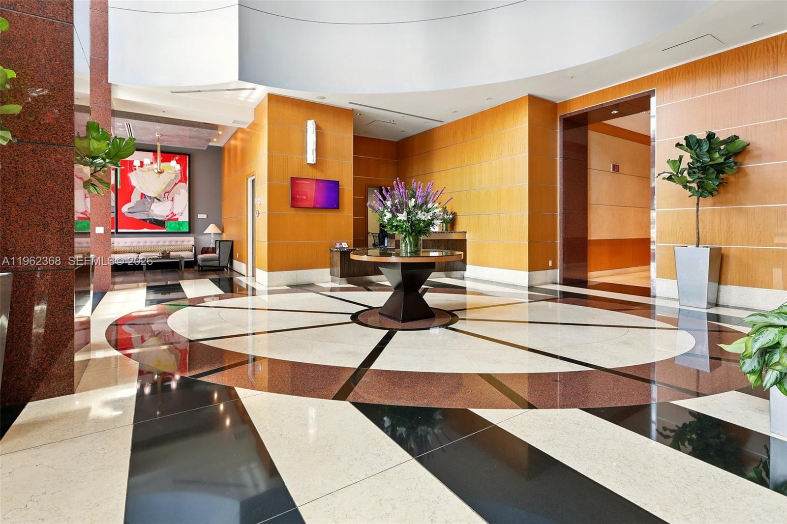 image Vizcayne North2