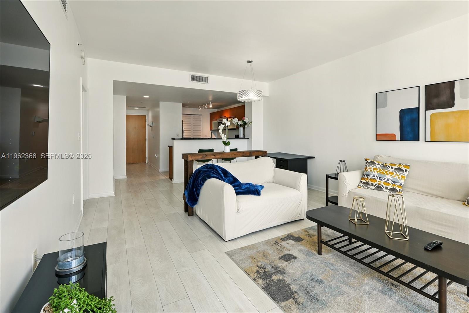 image Vizcayne North7