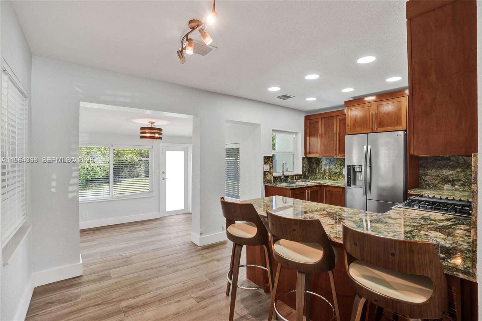 1517 Moffett St Hollywood, FL 33020