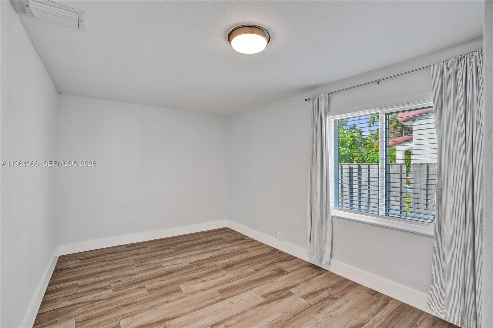 1517 Moffett St Hollywood, FL 33020