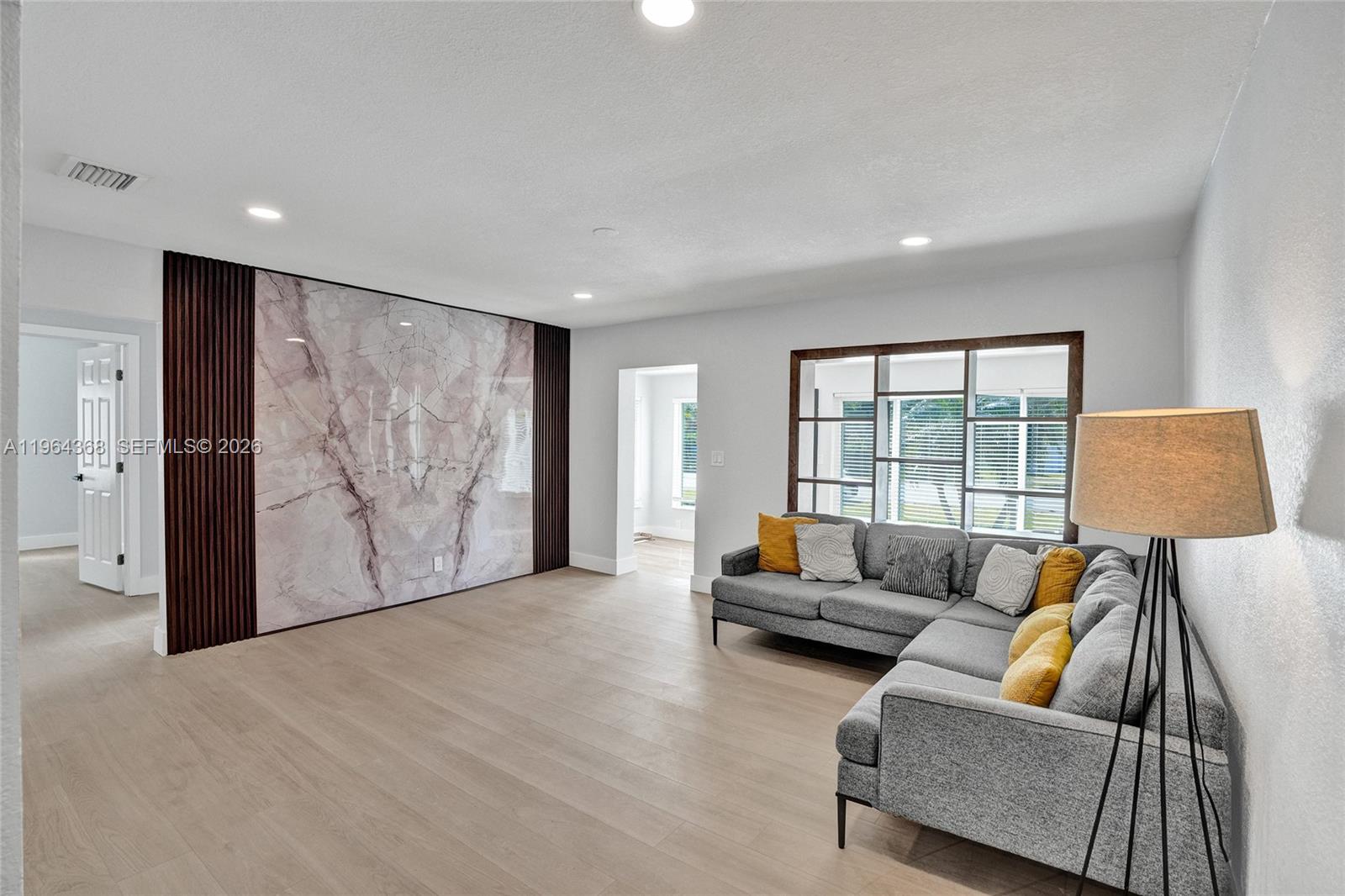 1517 Moffett St Hollywood, FL 33020