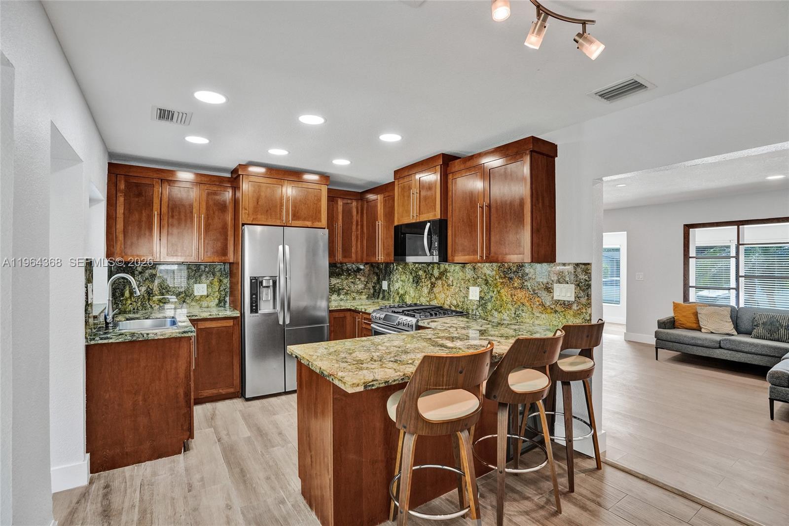 1517 Moffett St Hollywood, FL 33020